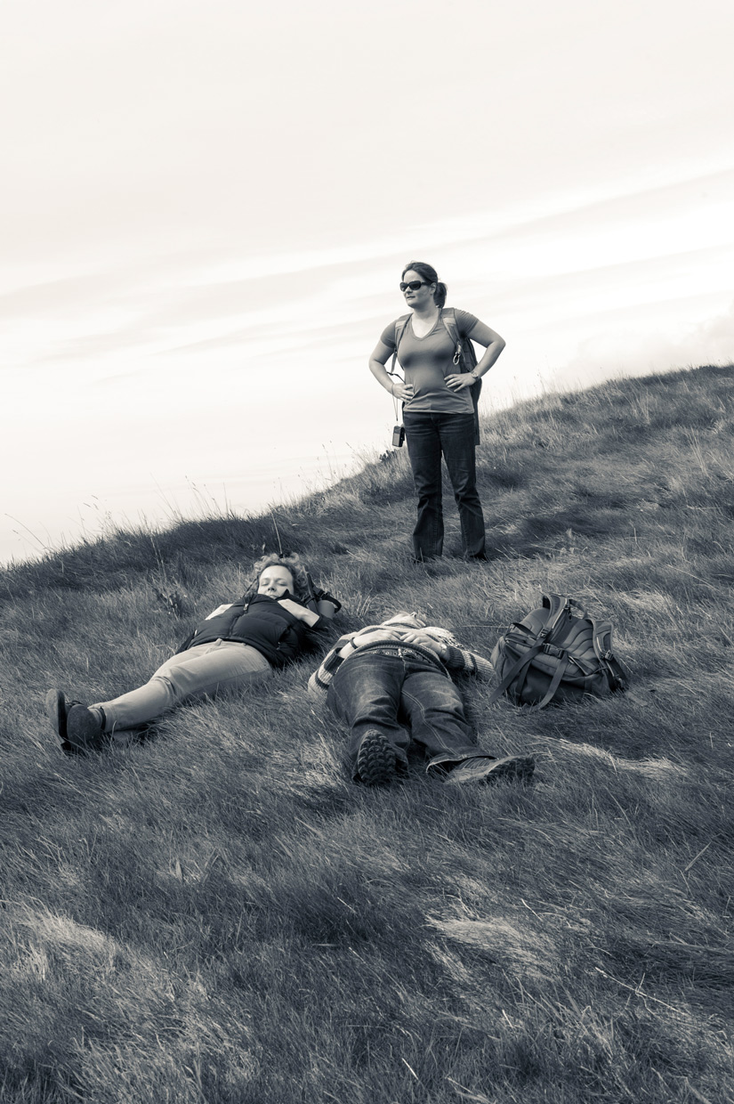 hjorthmedh-pdoc-hike-resting